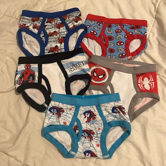 Toddler Boys’ 10 Pack SuperHero Printed Briefs - Picture 2 of 8